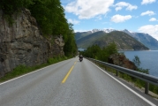 vor Fähre über Hardanger Fjord