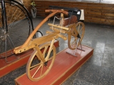 Деревянный велосипед (1817)